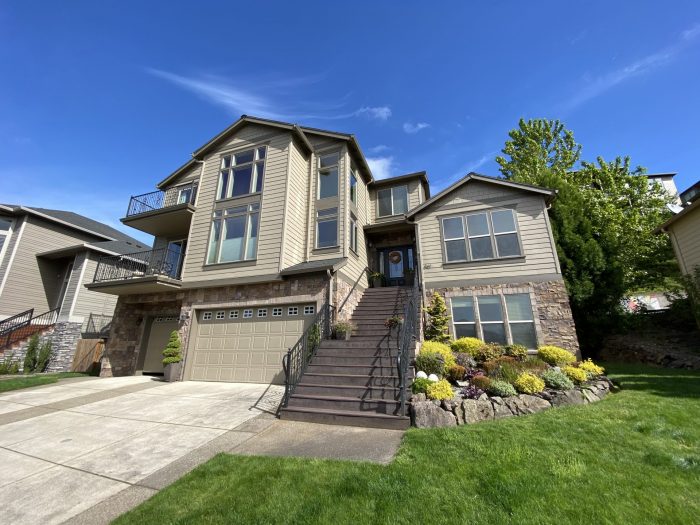 James Hardie Plank Siding Contractors Camas WA 98671