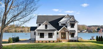 Exterior house in Lake Oswego Oregon James Hardie Siding White