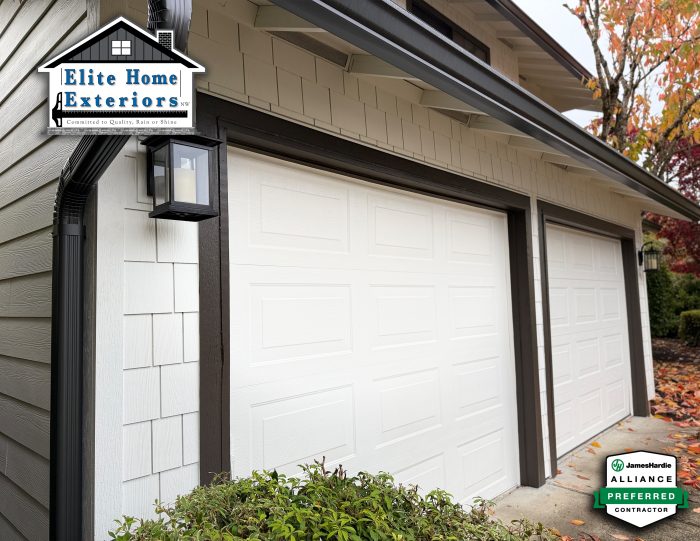 Siding white and brow trim
